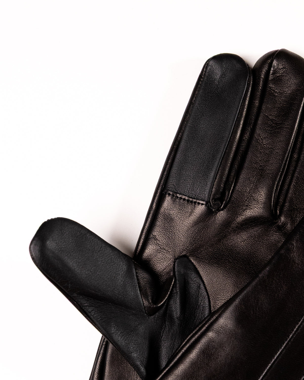 Men's Gloves in Soft Nappa Leather with Touch Function
